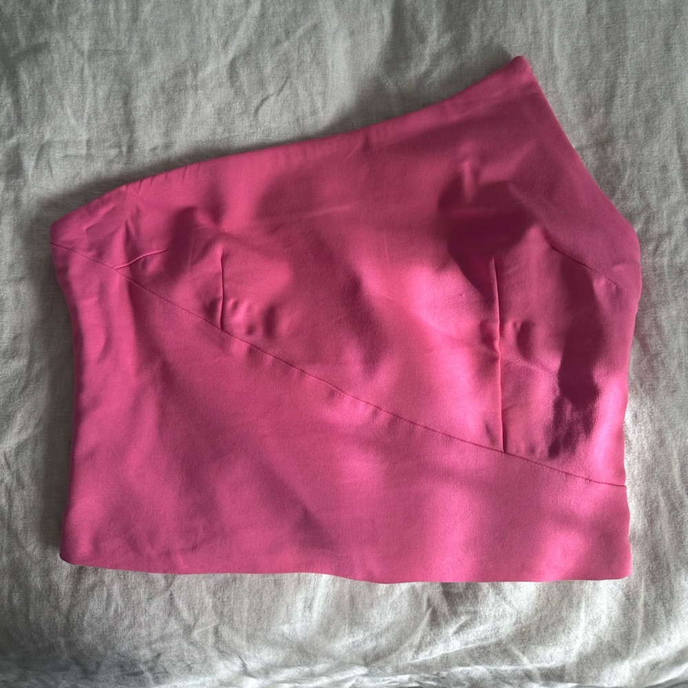 Pink strapless top